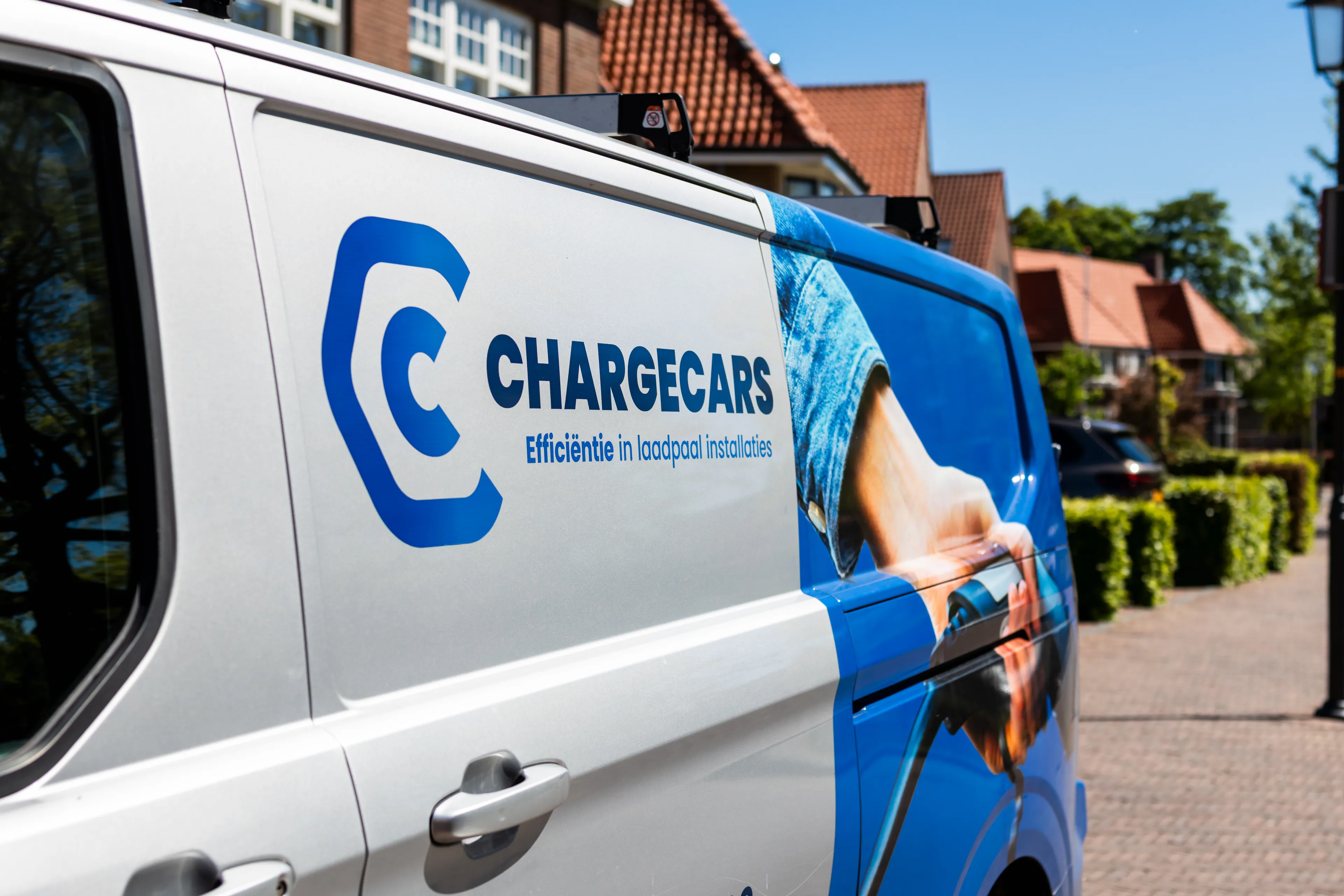 ChargeCars monteurs in de servicebus, partner worden